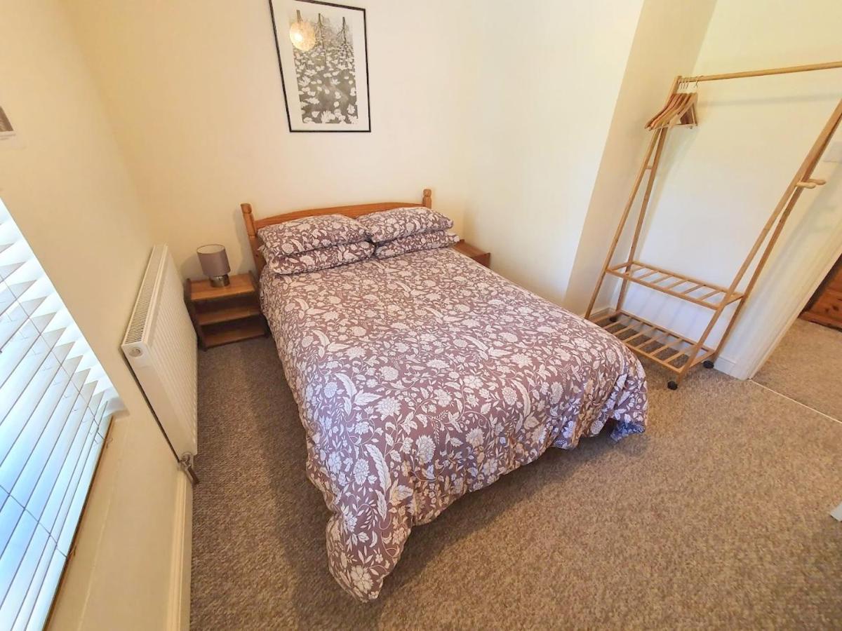 Bassett Flat With 2 Bedrooms And Superfast Wi-Fi Sittingbourne Exterior foto
